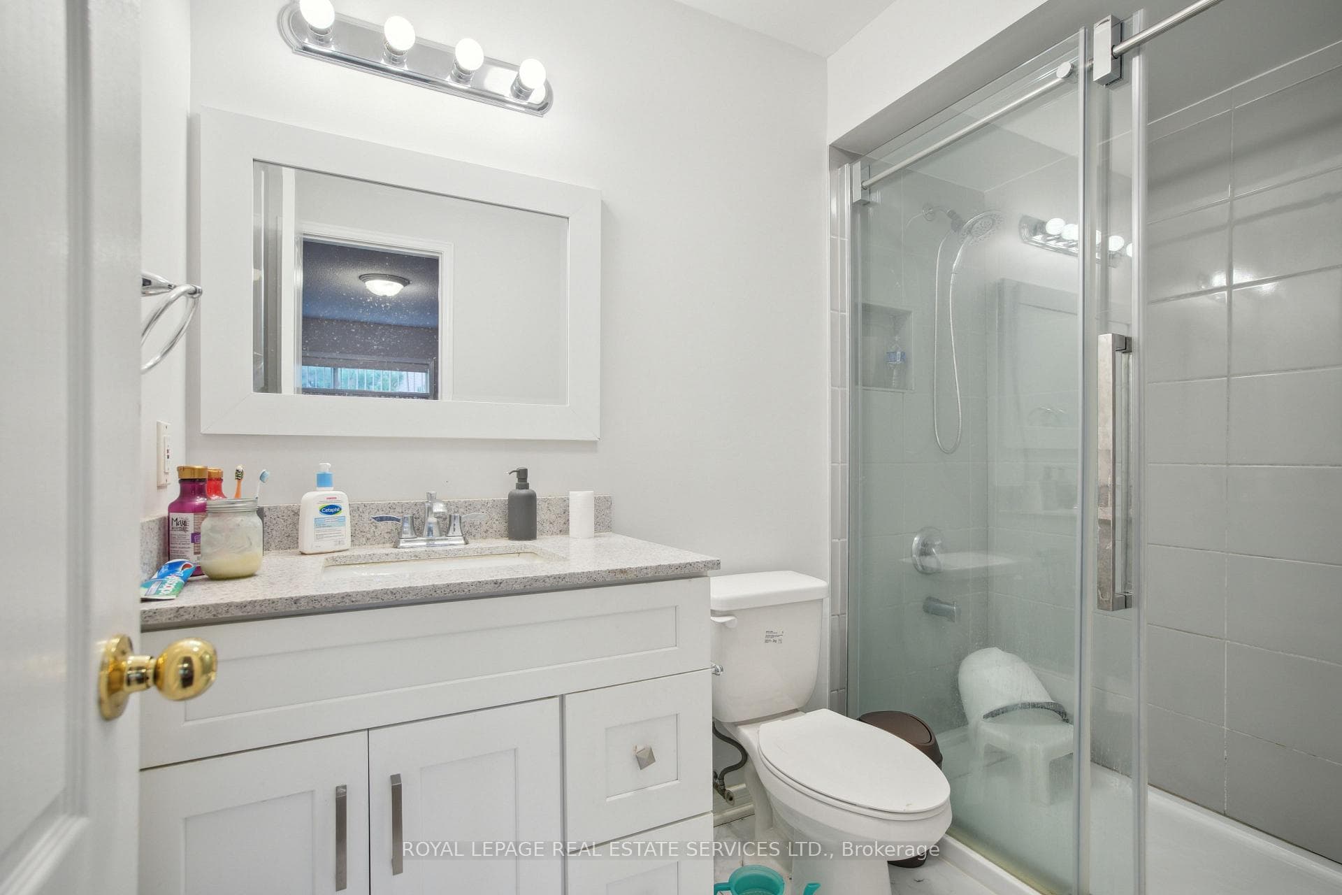 5055 Heatherleigh Avenue Unit 27 photo 18
