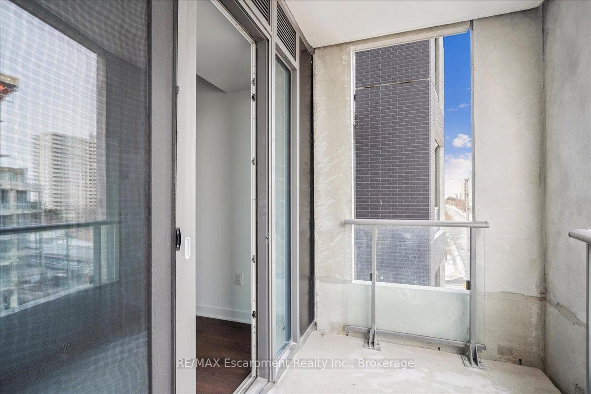 260 Malta Avenue Unit 621 photo 10