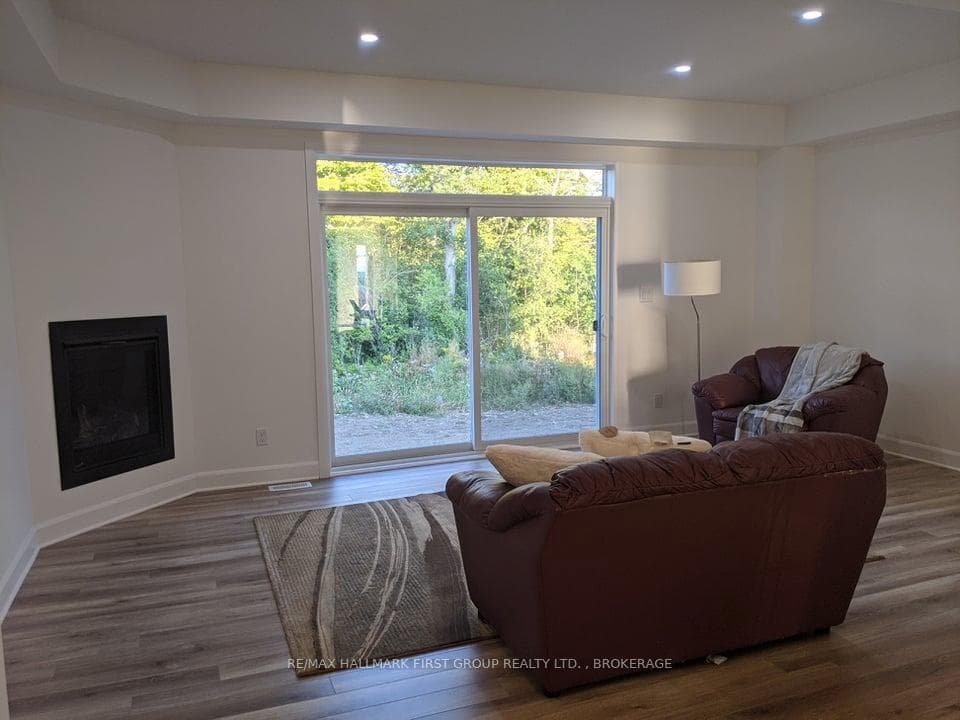 1624 Tenley Drive photo 5