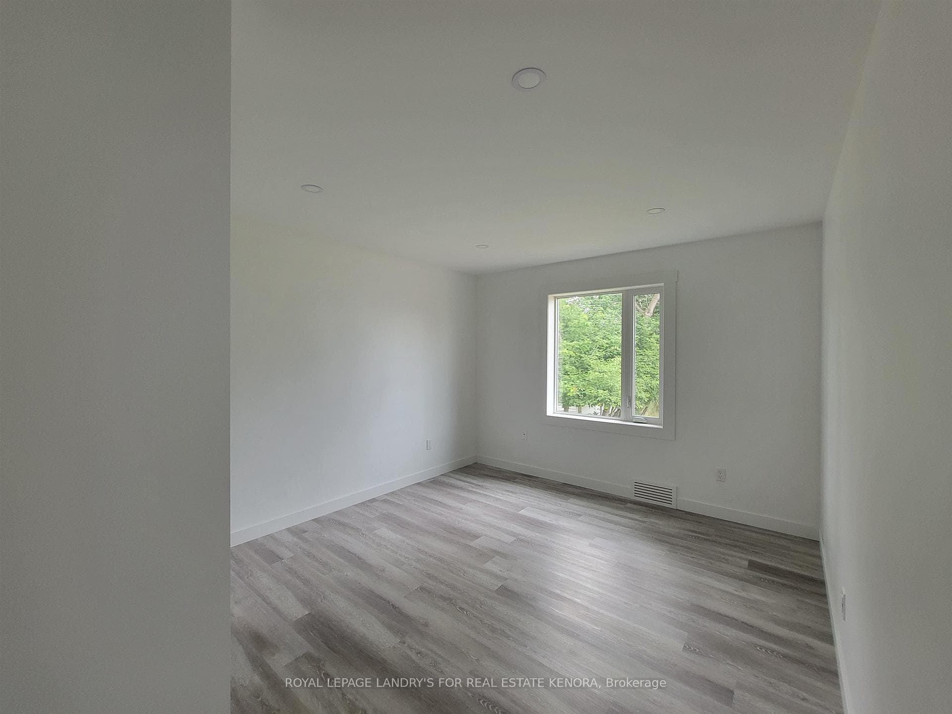 27 Rupert Road photo 21