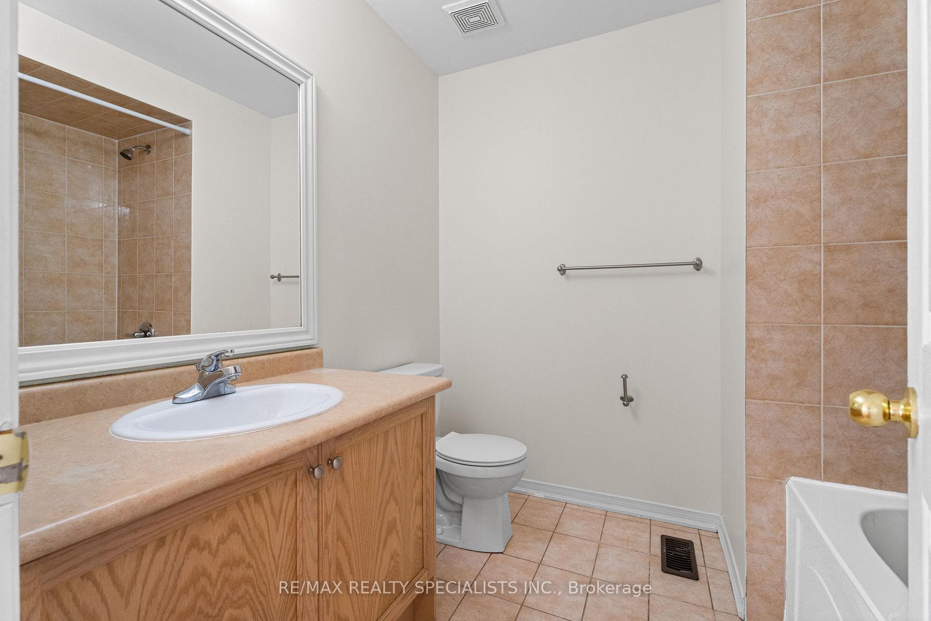 129 Lavery Heights photo 26