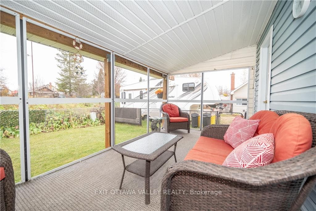448 NORMAN Street photo 21