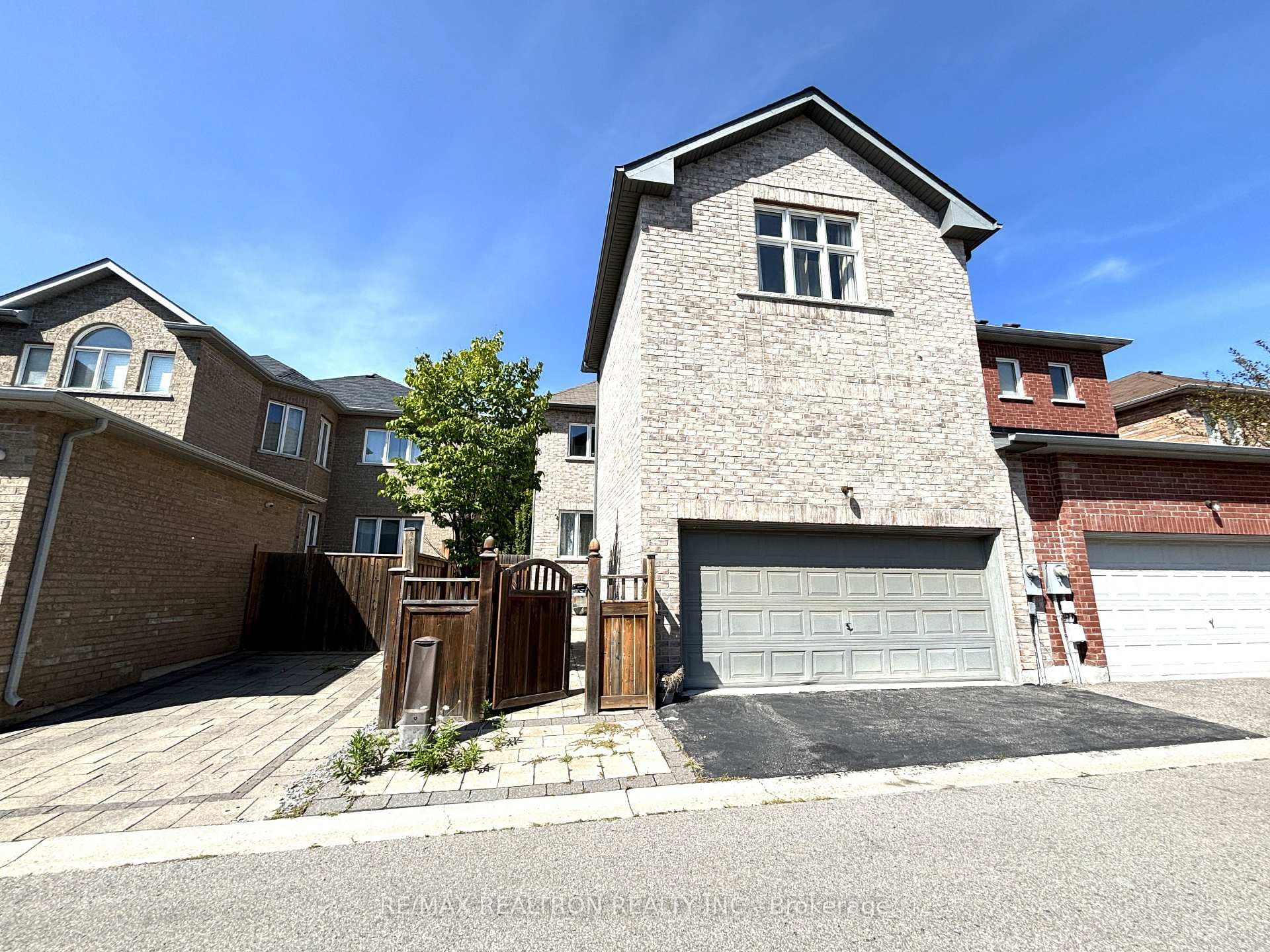 511 William Forster Road photo 35