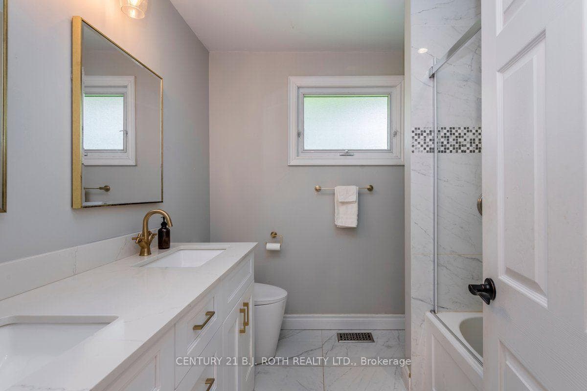 1 Ottaway Avenue photo 13