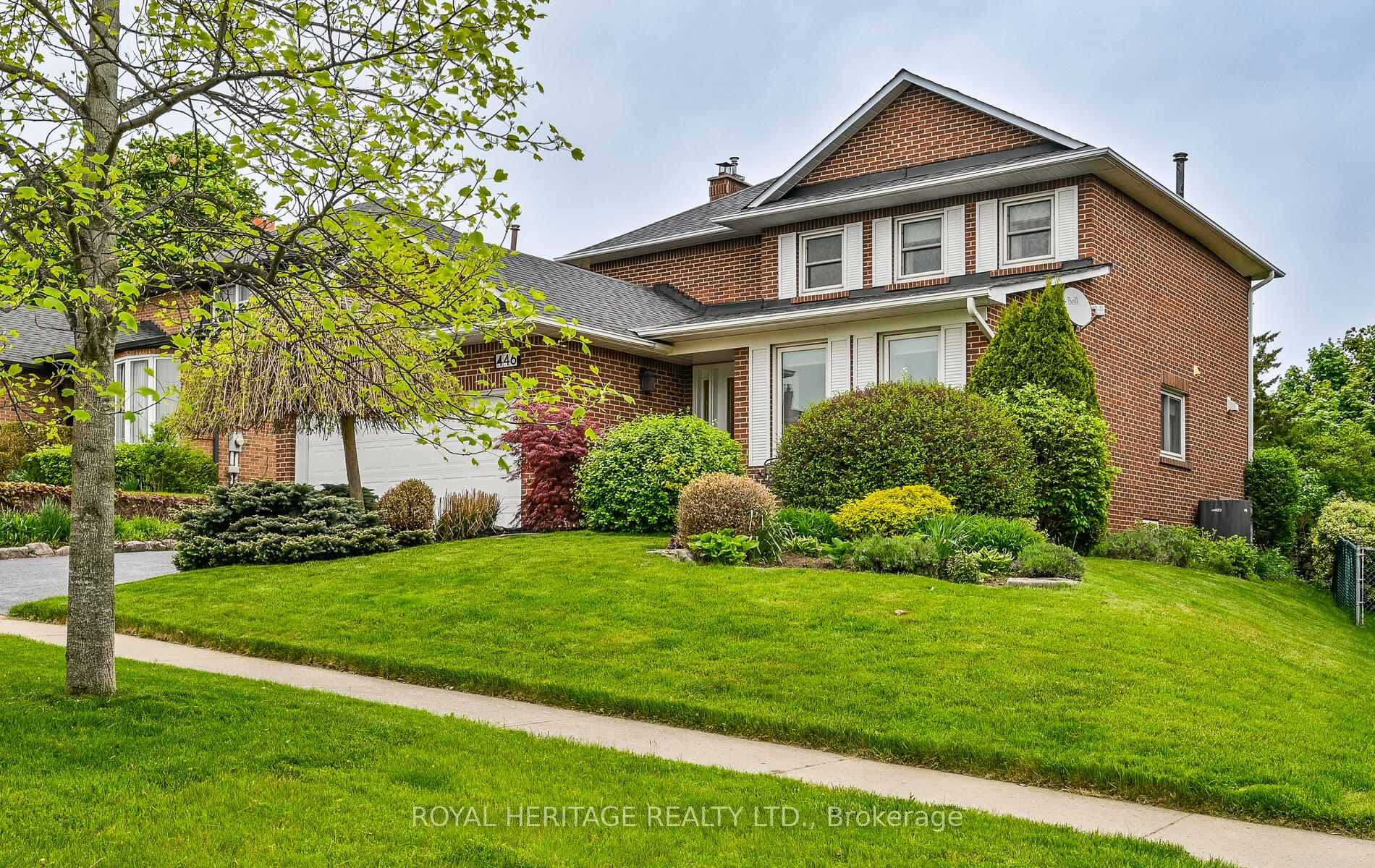 446 Broadgreen Street photo 2