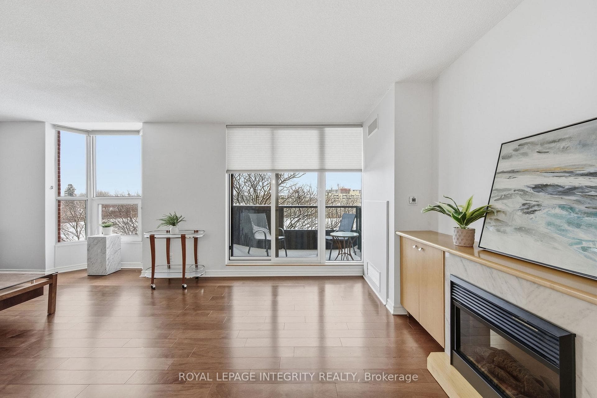 2951 Riverside Drive Unit 305 photo 15