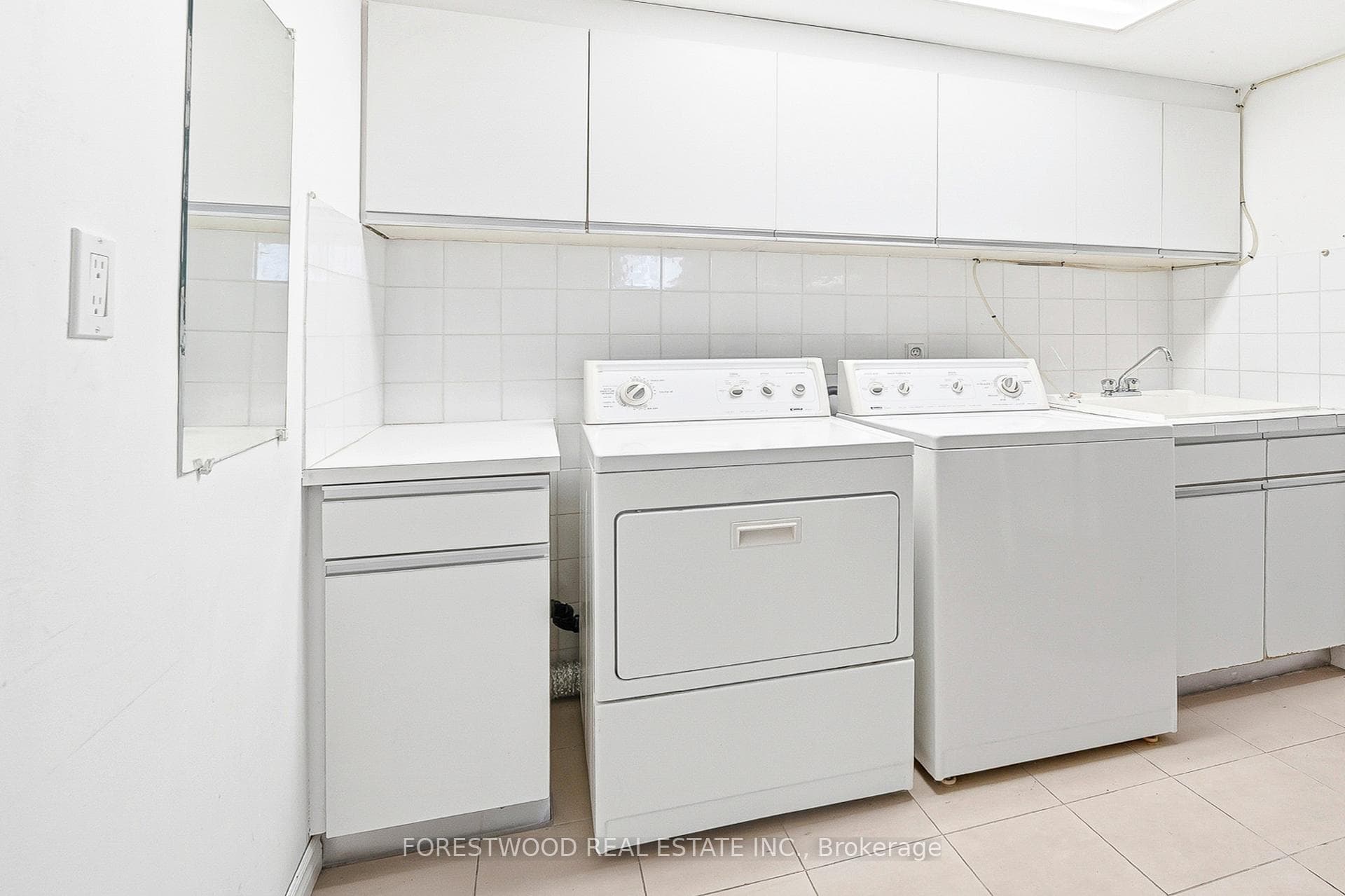 69 Surbray Grove photo 34