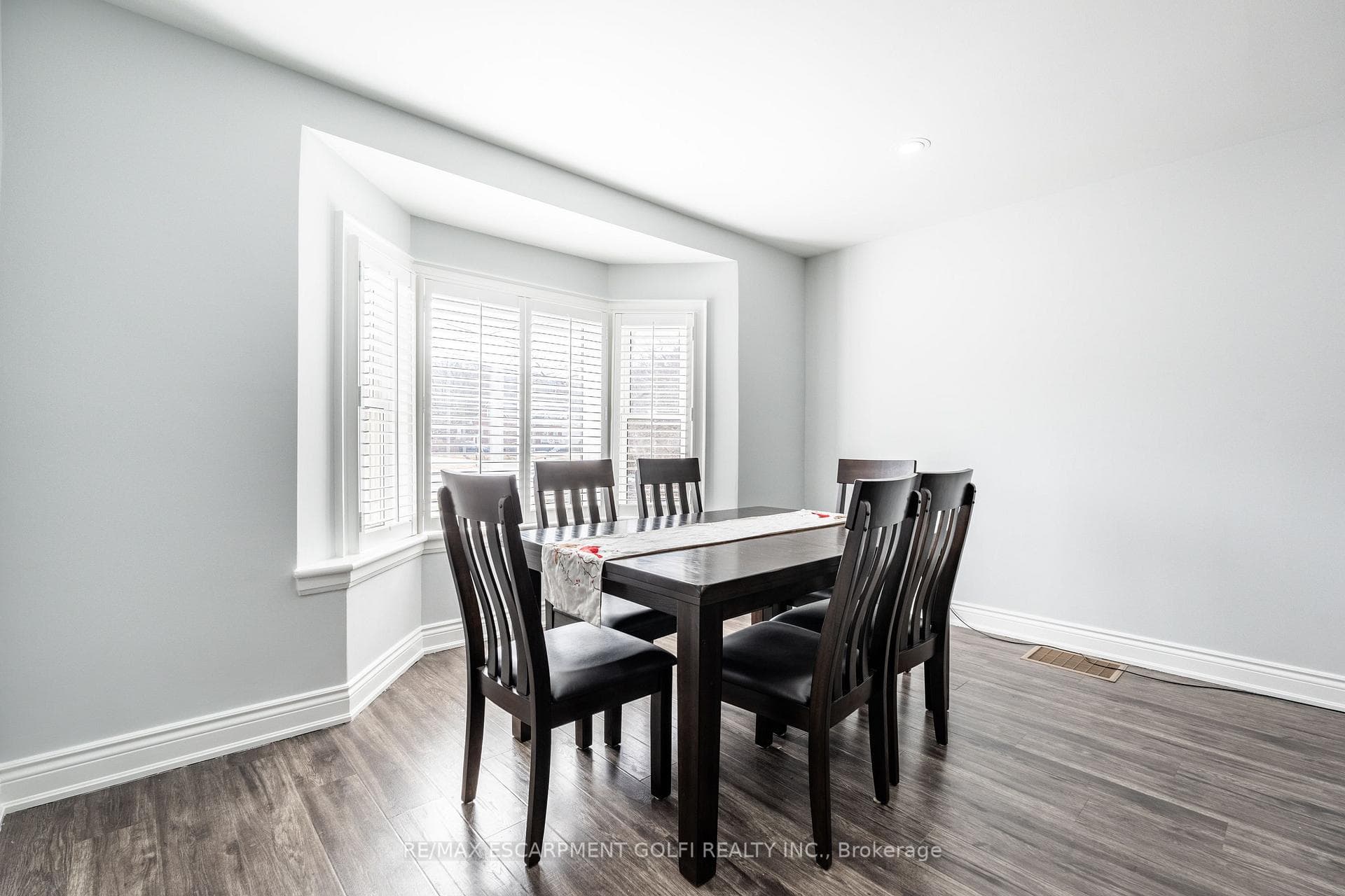 119 King Street photo 8
