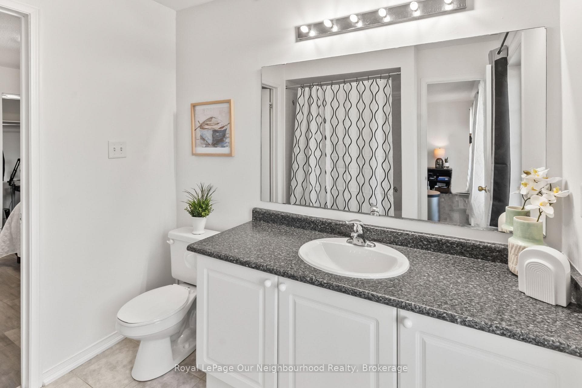 1305 Aldergrove Drive photo 15