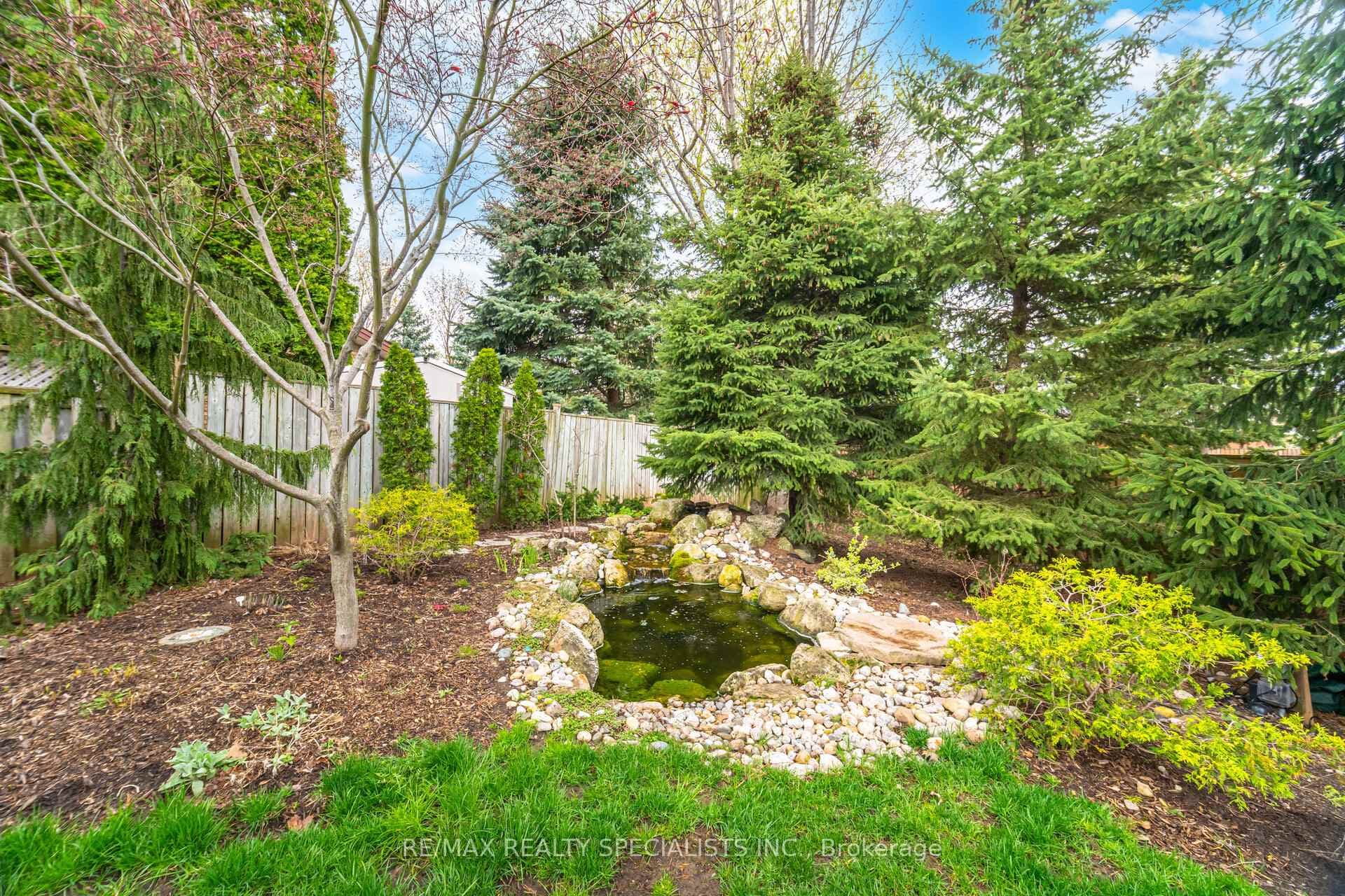 464 Delaney Court photo 44