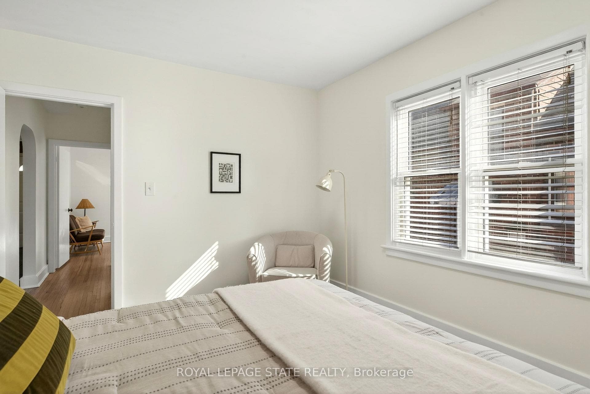 33 East 34th Street photo 22