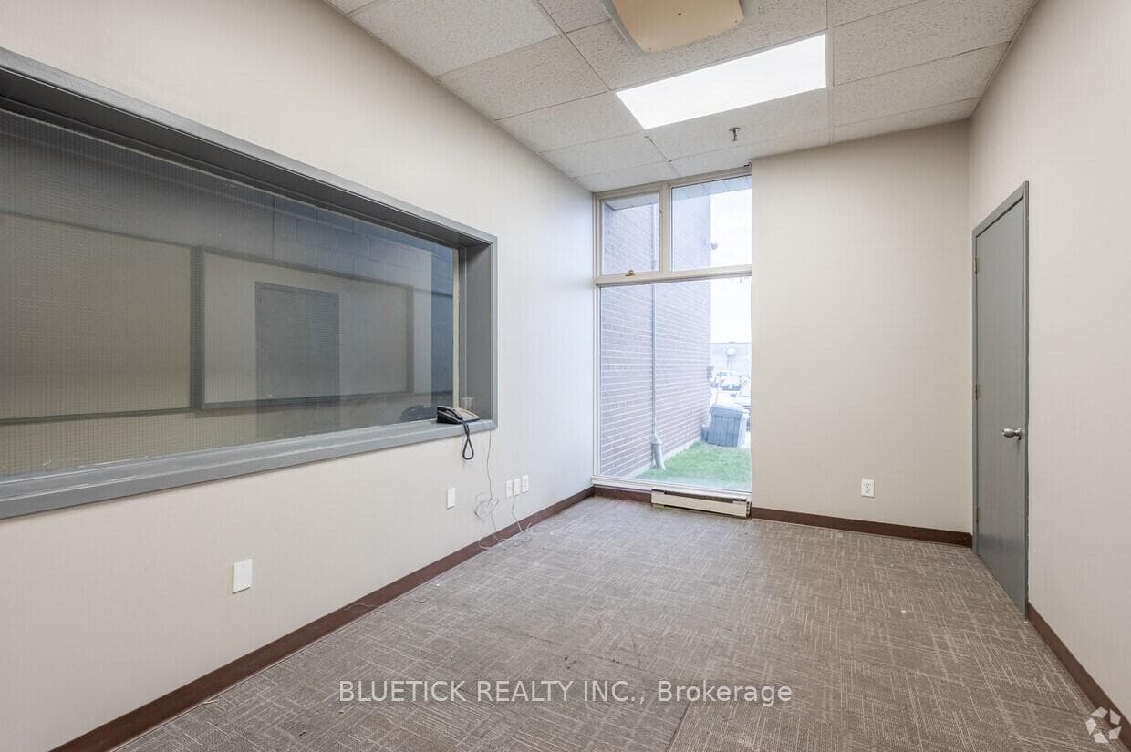 25 Tangiers Road Unit 3 photo 14