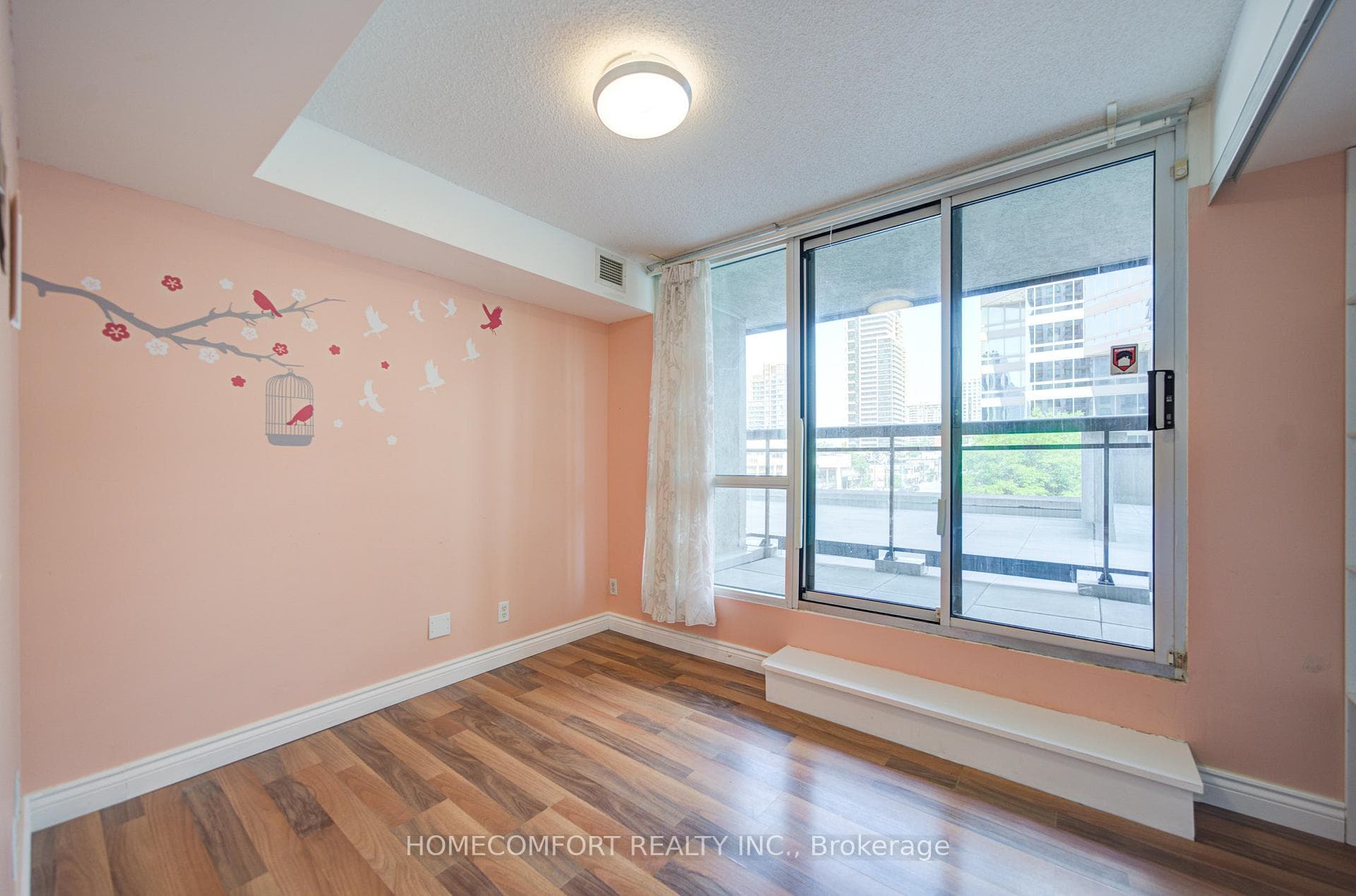18 Parkview Avenue Unit 312 photo 16