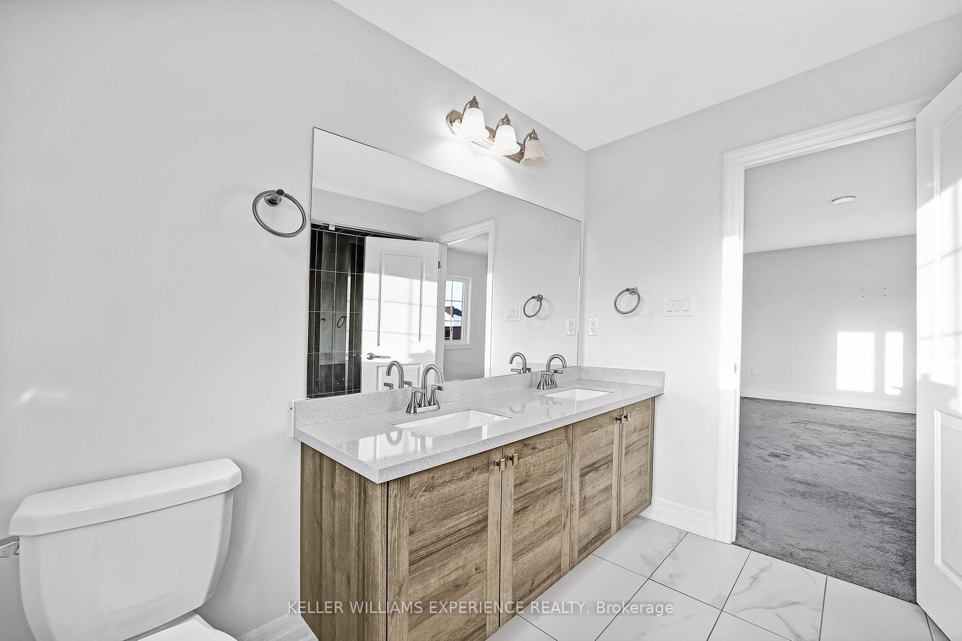 31 Wood Crescent photo 19