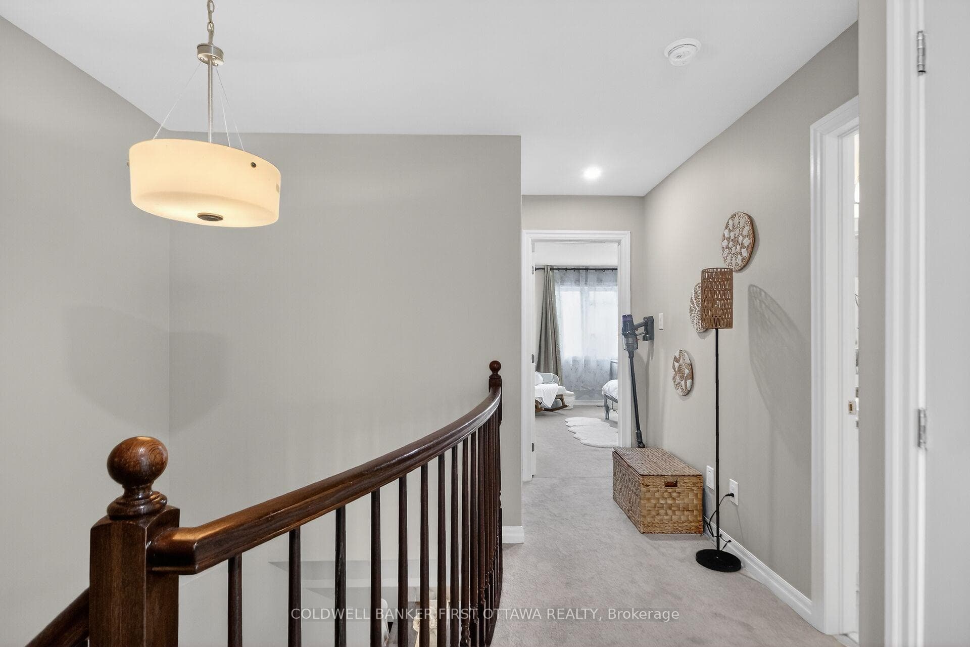 906 LITTLEROCK Street photo 22