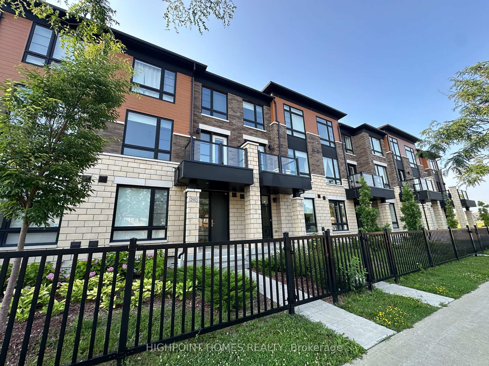 296 Carnwith Drive photo 2