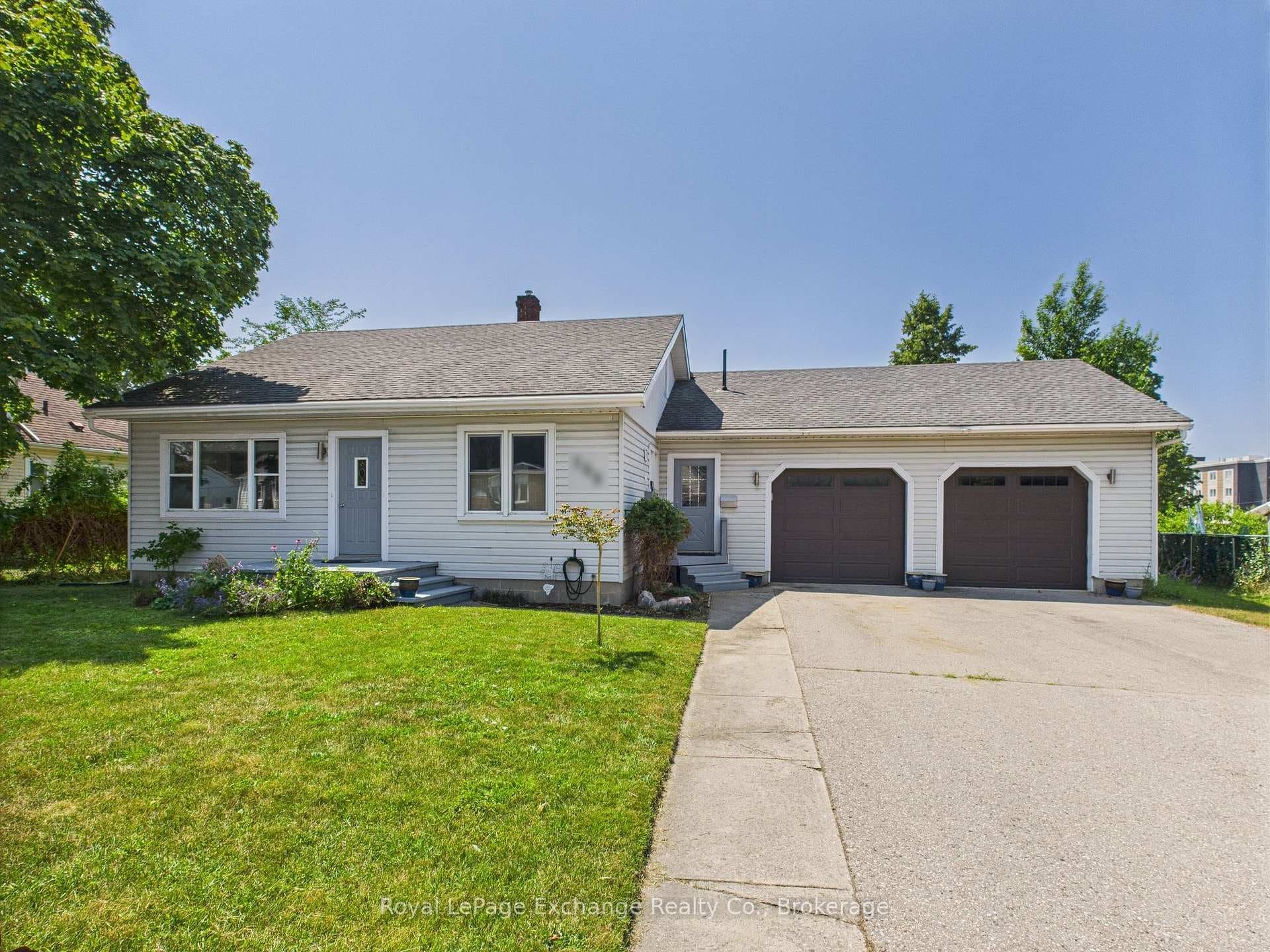 152 Bayfield Road photo 1