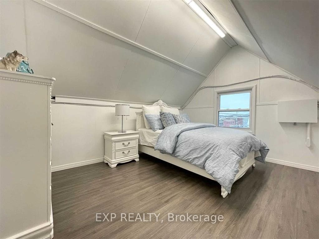 229 Locke Street Unit Upper photo 19