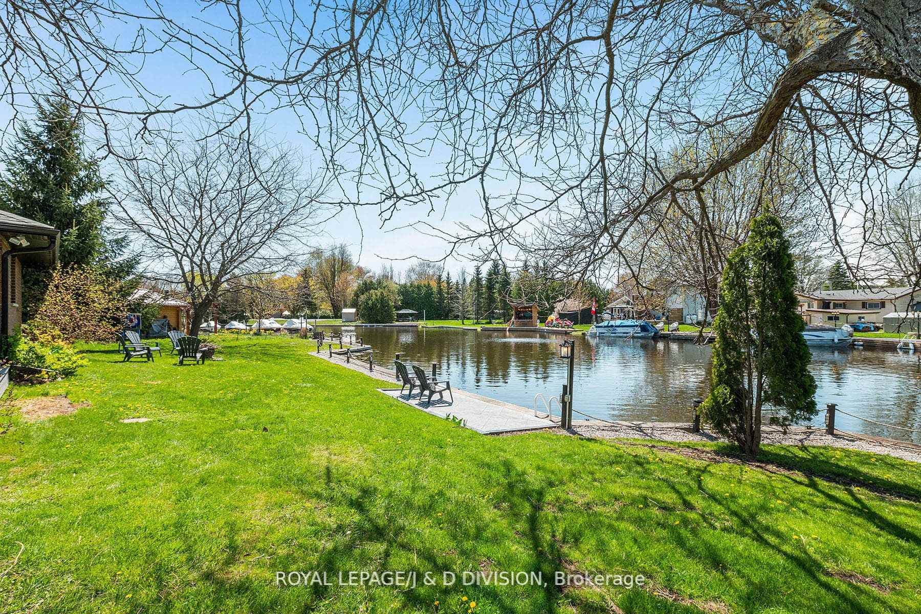 32 Willow Crescent photo 34