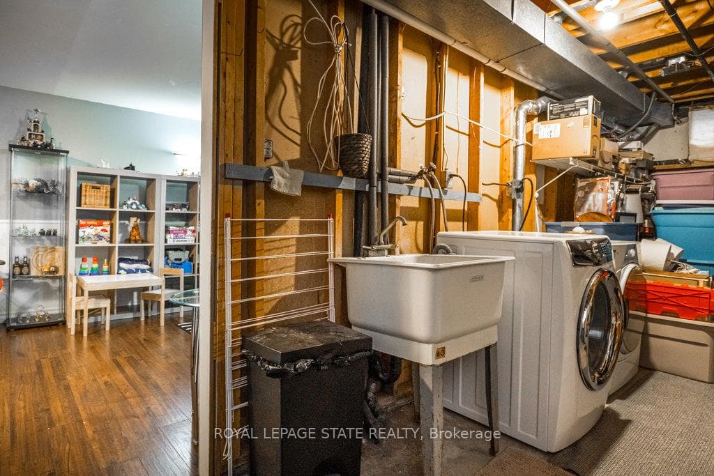 300 Rexford Drive Unit 16 photo 33