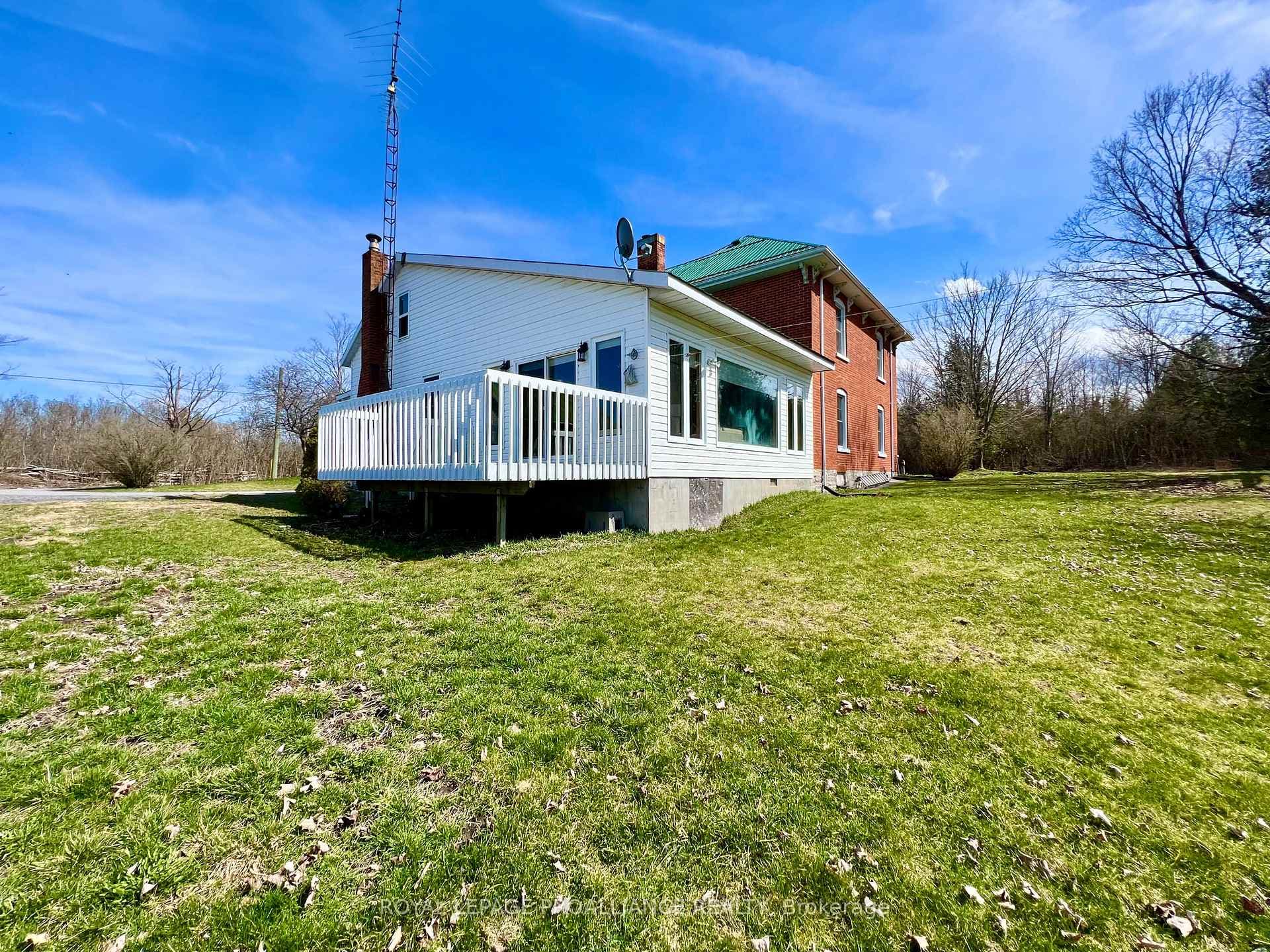 2035 Shannon Road photo 31