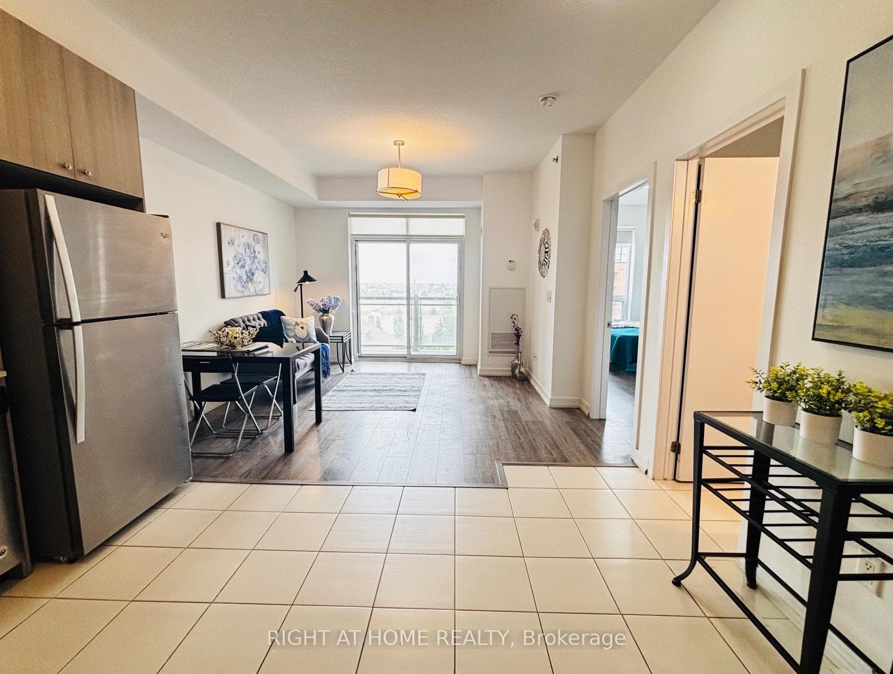2486 Old Bronte Road Unit 518 photo 5
