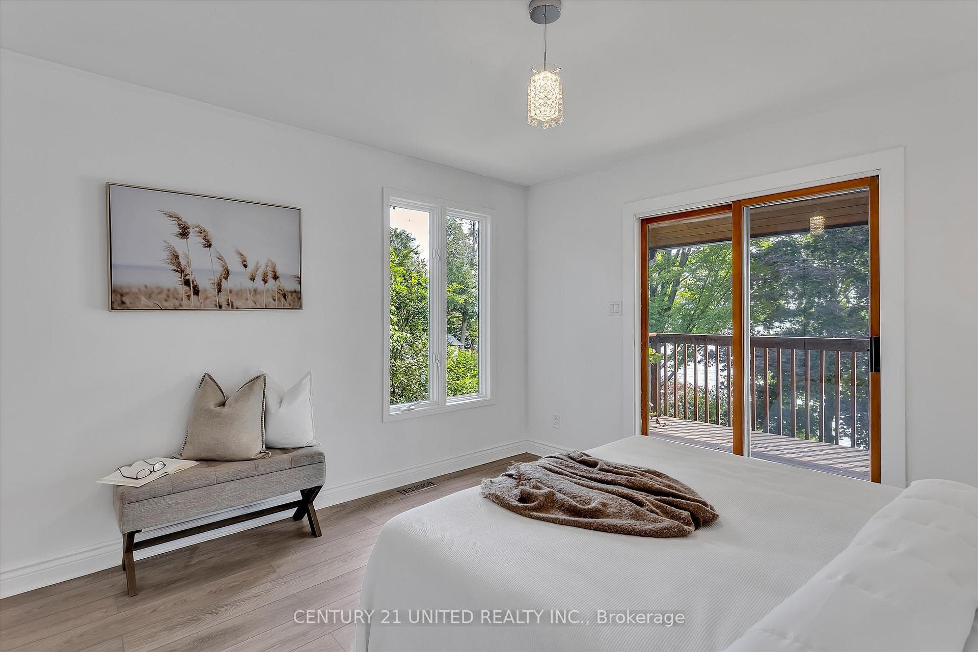 731 Erlwyn Drive photo 21