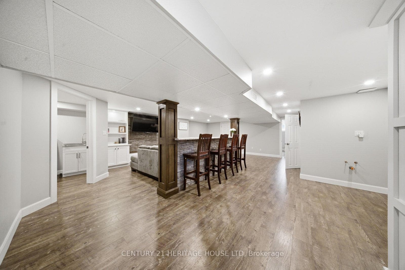 12 Stewart Drive photo 21
