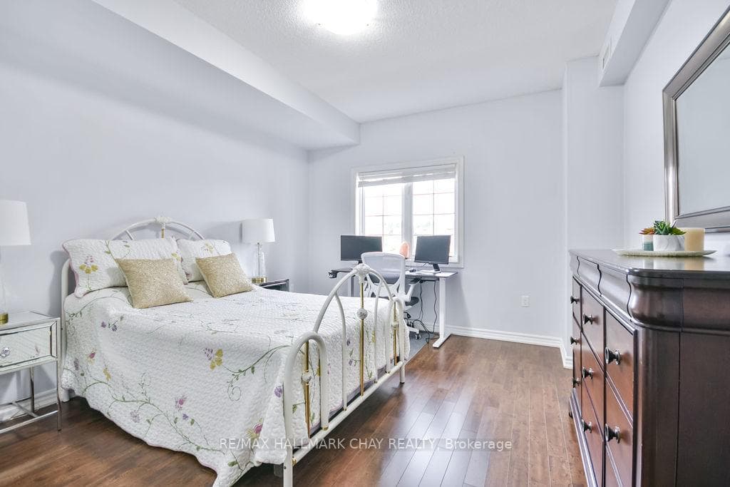 43 Ferndale Drive Unit 207 photo 15