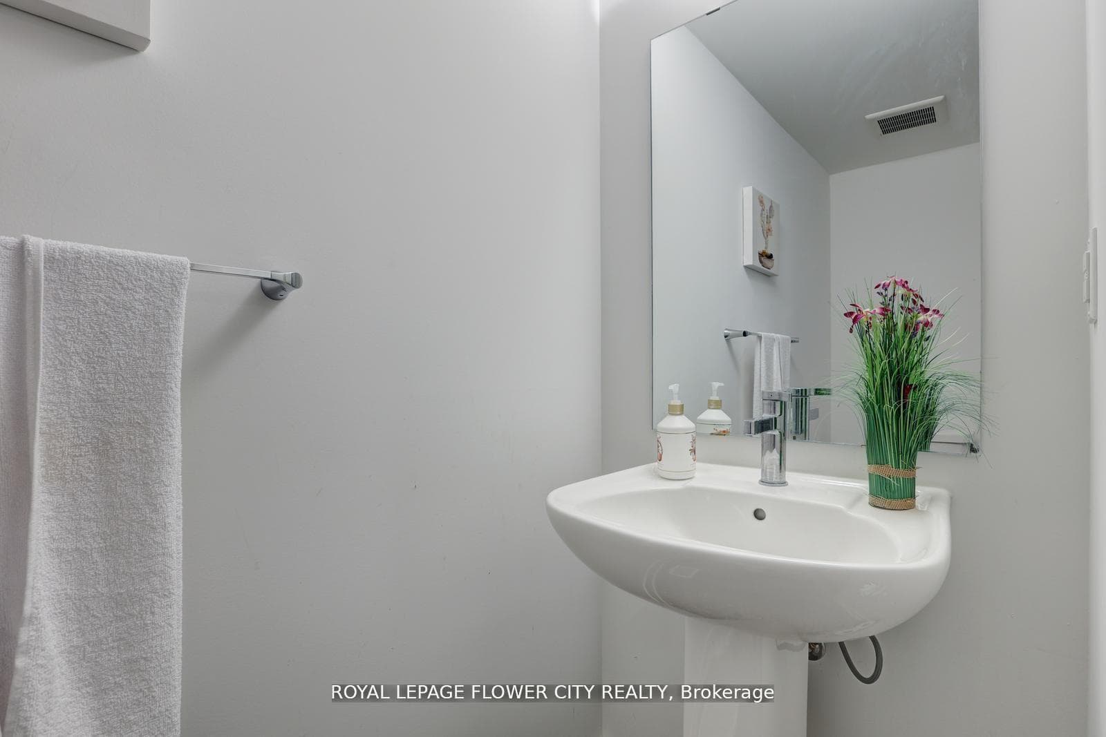 205 West Oak Trail Unit 16 photo 27