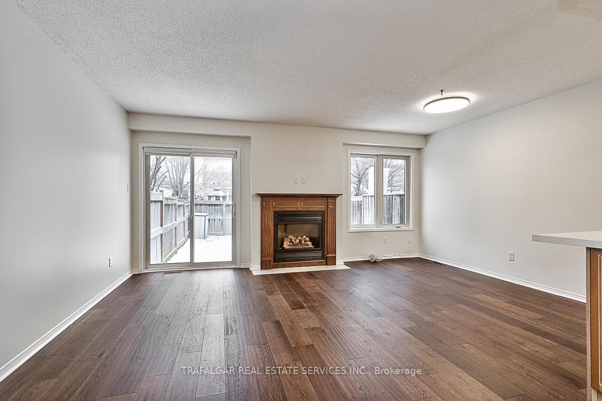 1237 Westview Terrace photo 9