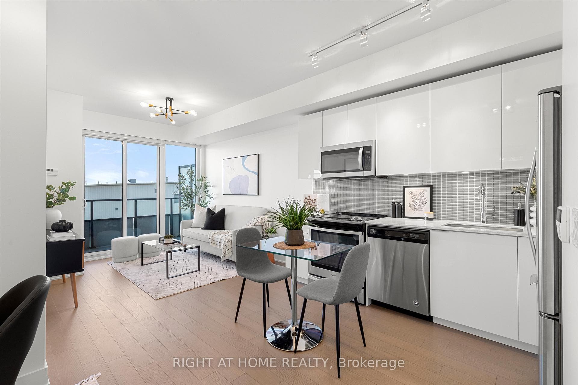 30 Shore Breeze Drive Unit 4415 photo 5