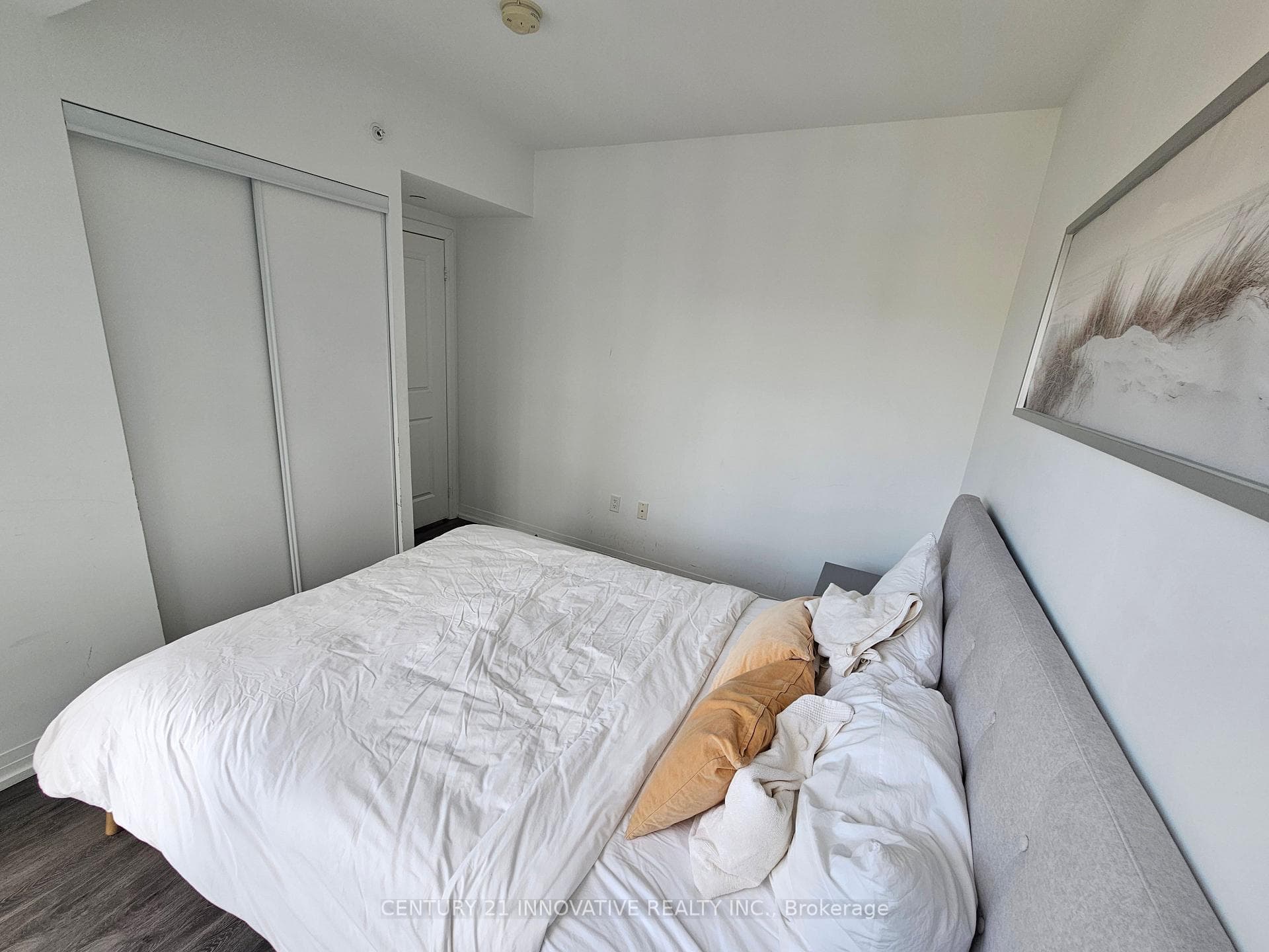 251 Jarvis Street Unit 1708 photo 6