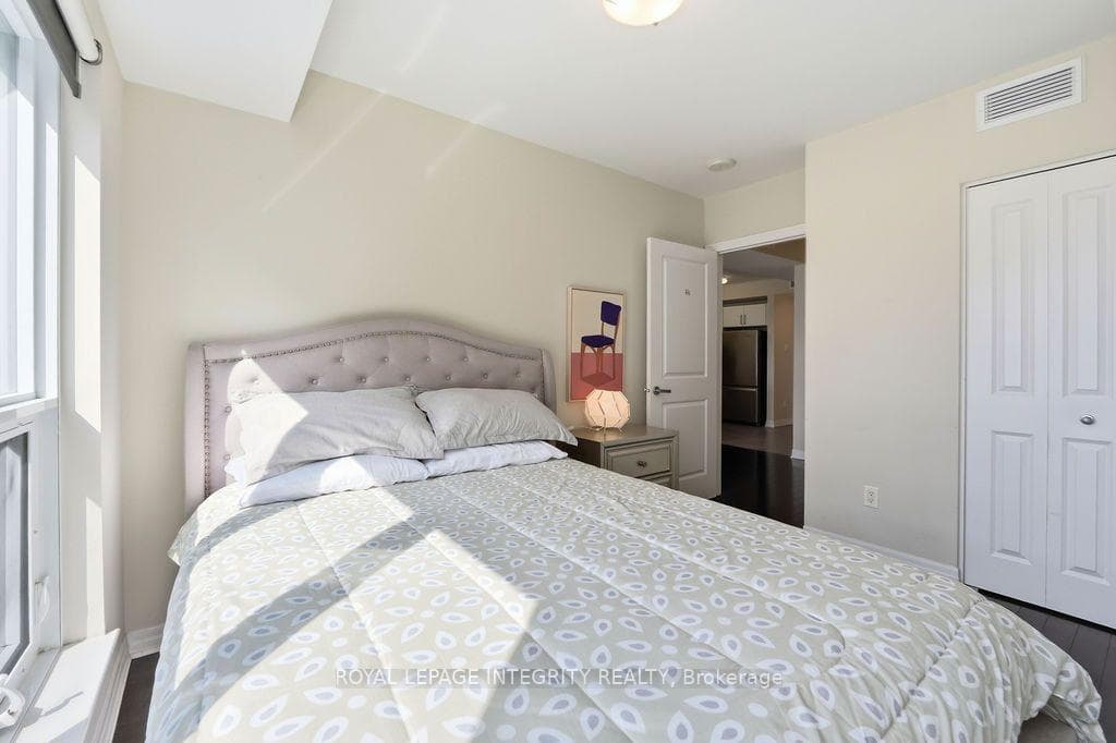 195 BESSERER Street Unit 802 photo 38
