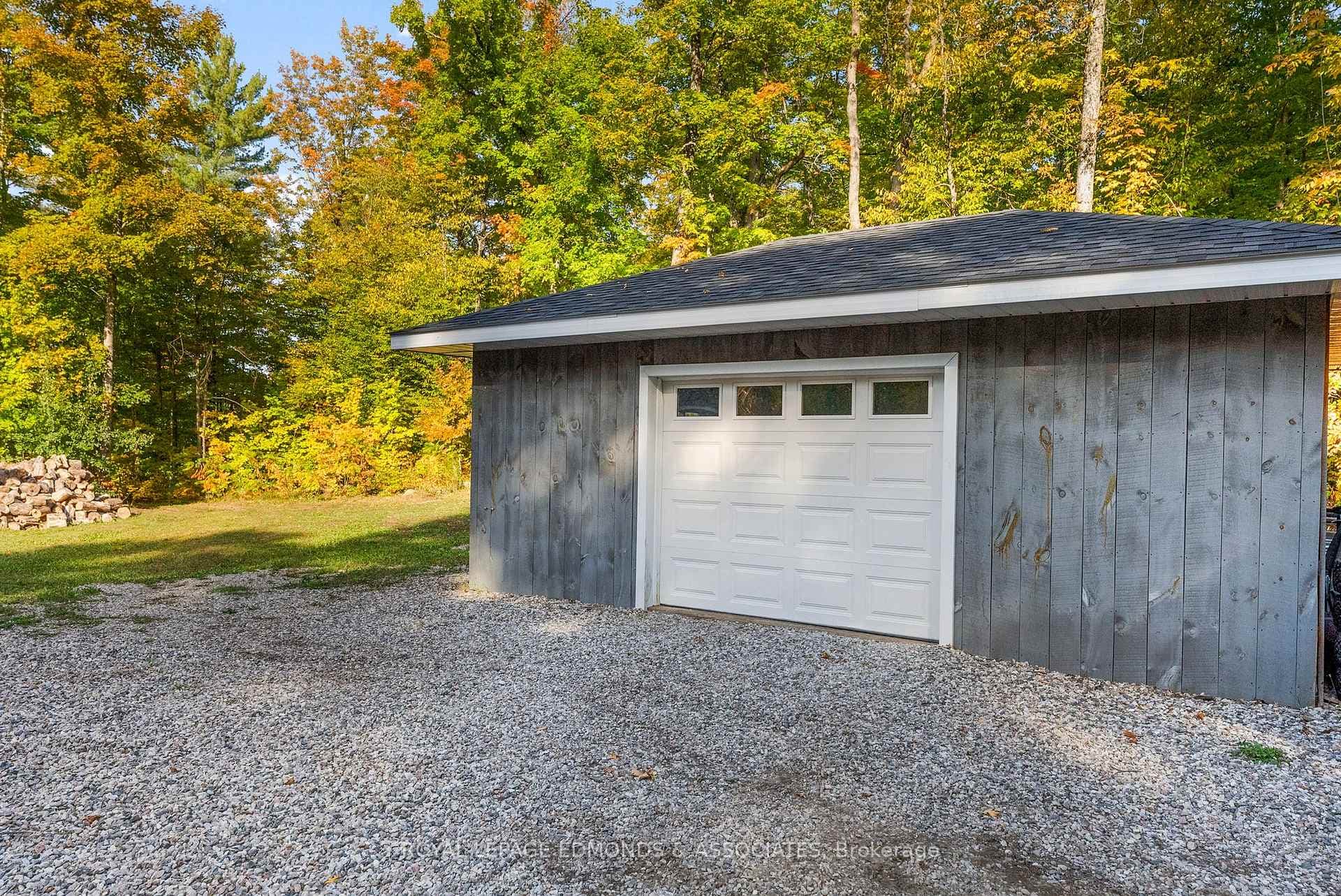 166 Deerfield Drive photo 41