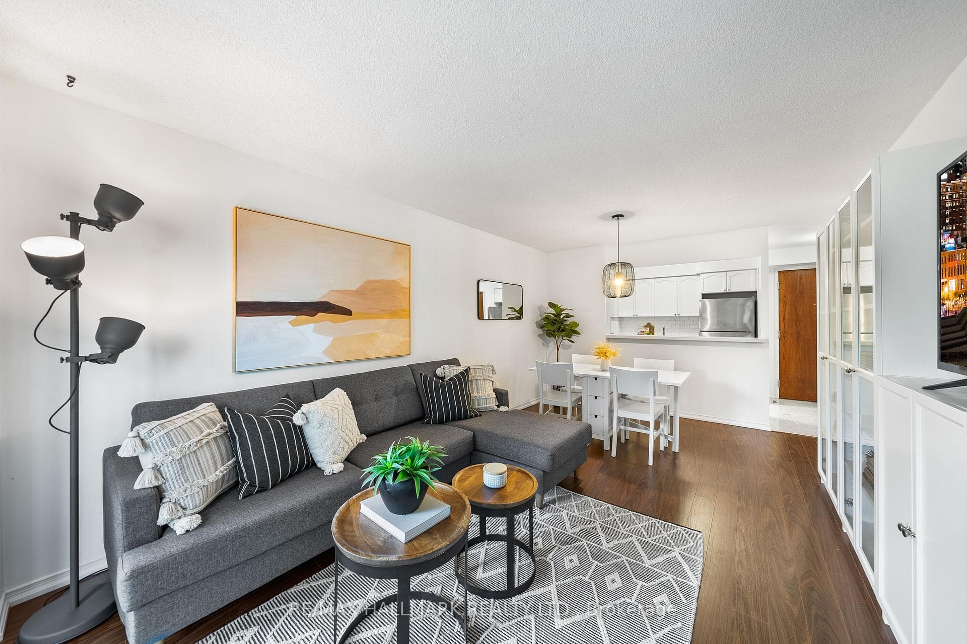 39 Pemberton Avenue Unit 312 photo 11