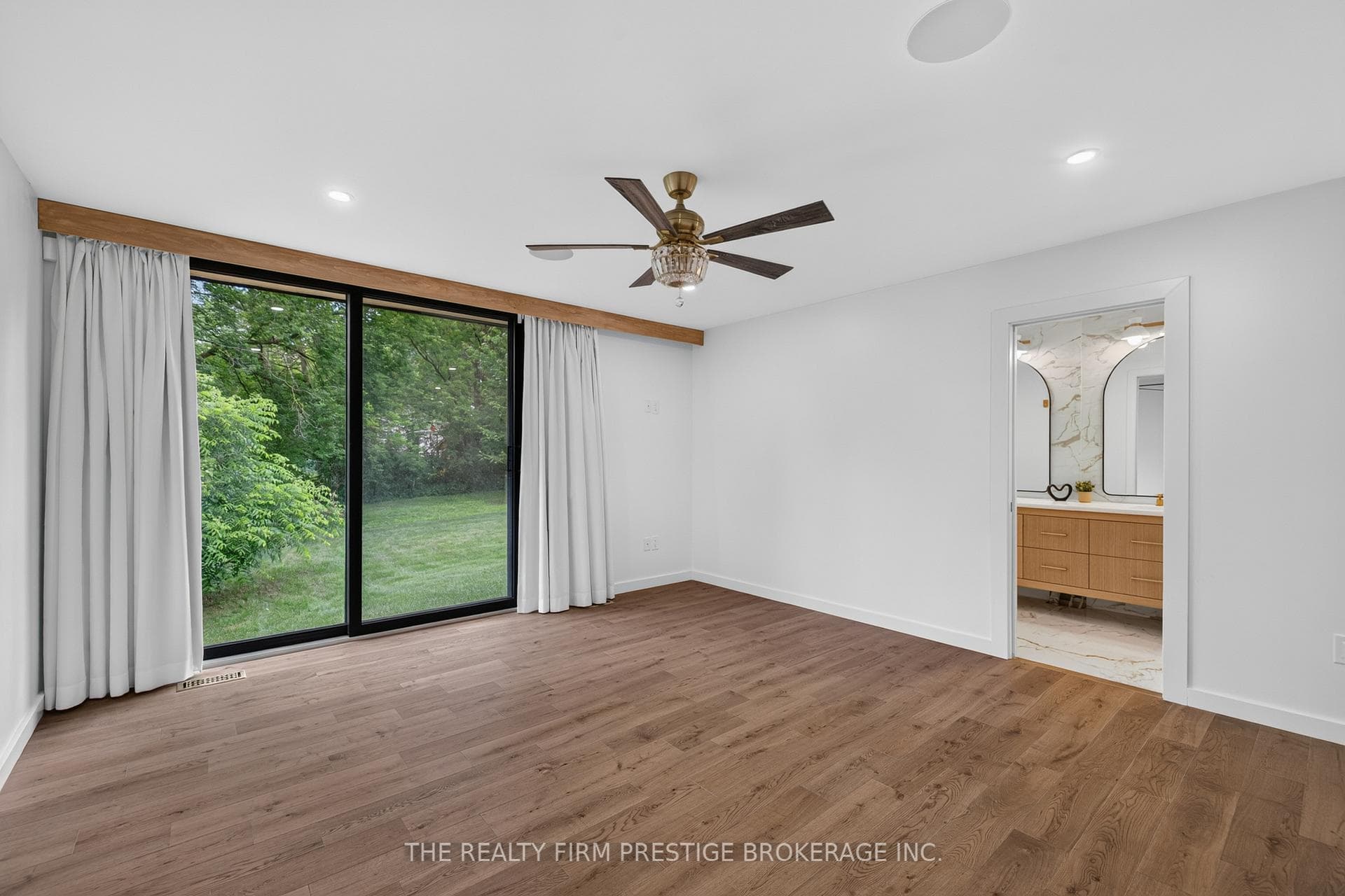 152 St Andrew Street photo 44