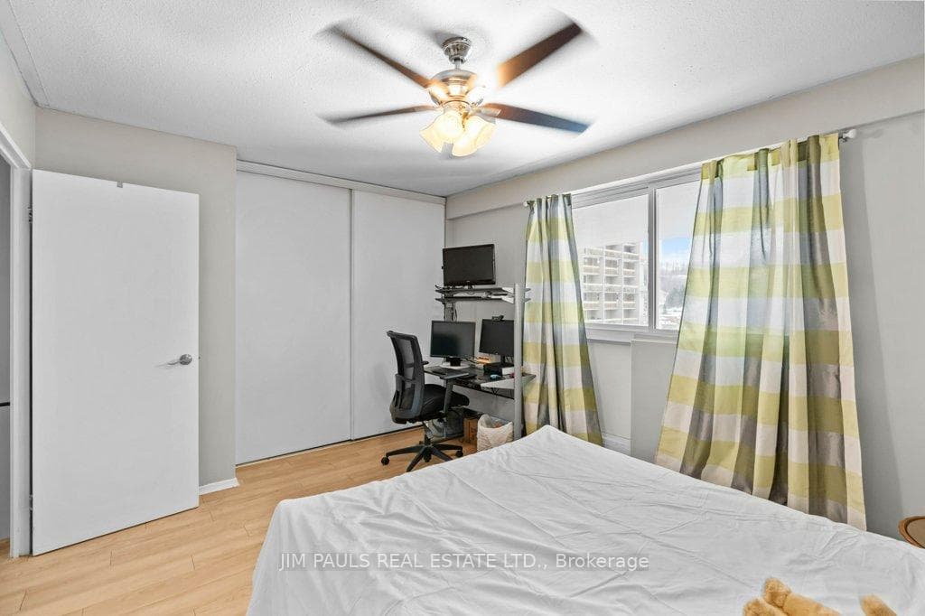 350 Quigley Road Unit 526 photo 31