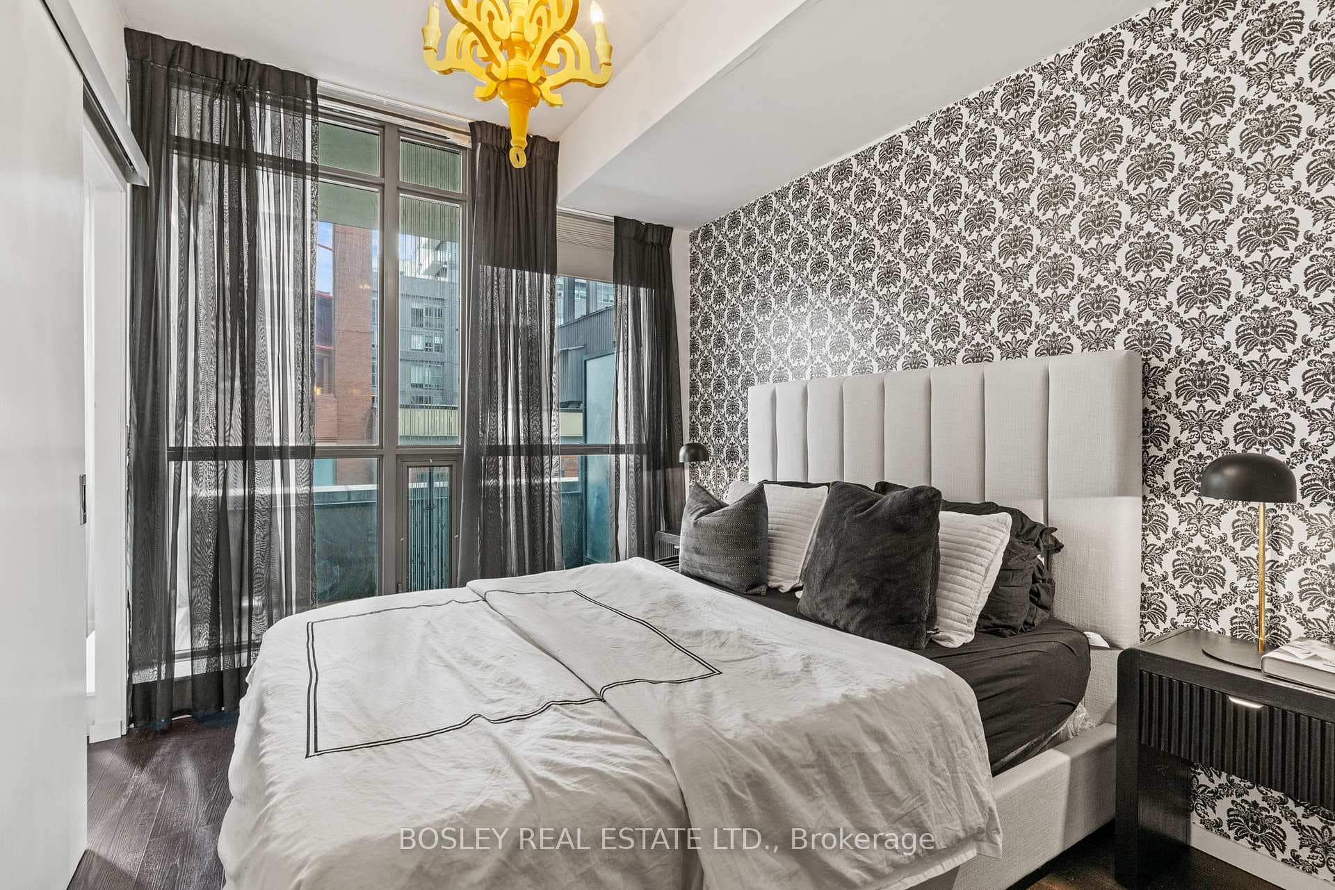 8 Charlotte Street Unit 507 photo 15