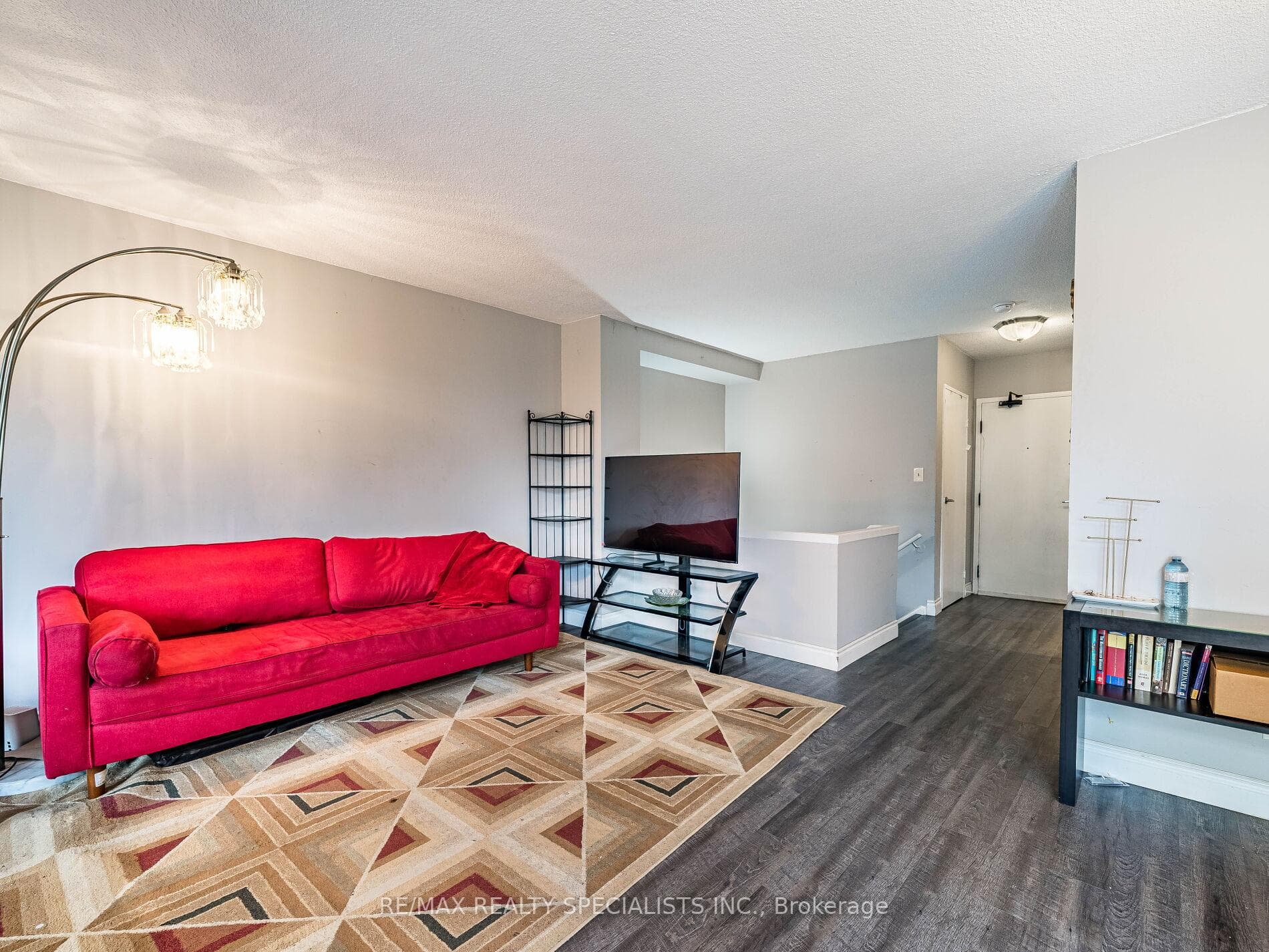 1000 Cedarglen Gate Unit 202 photo 8