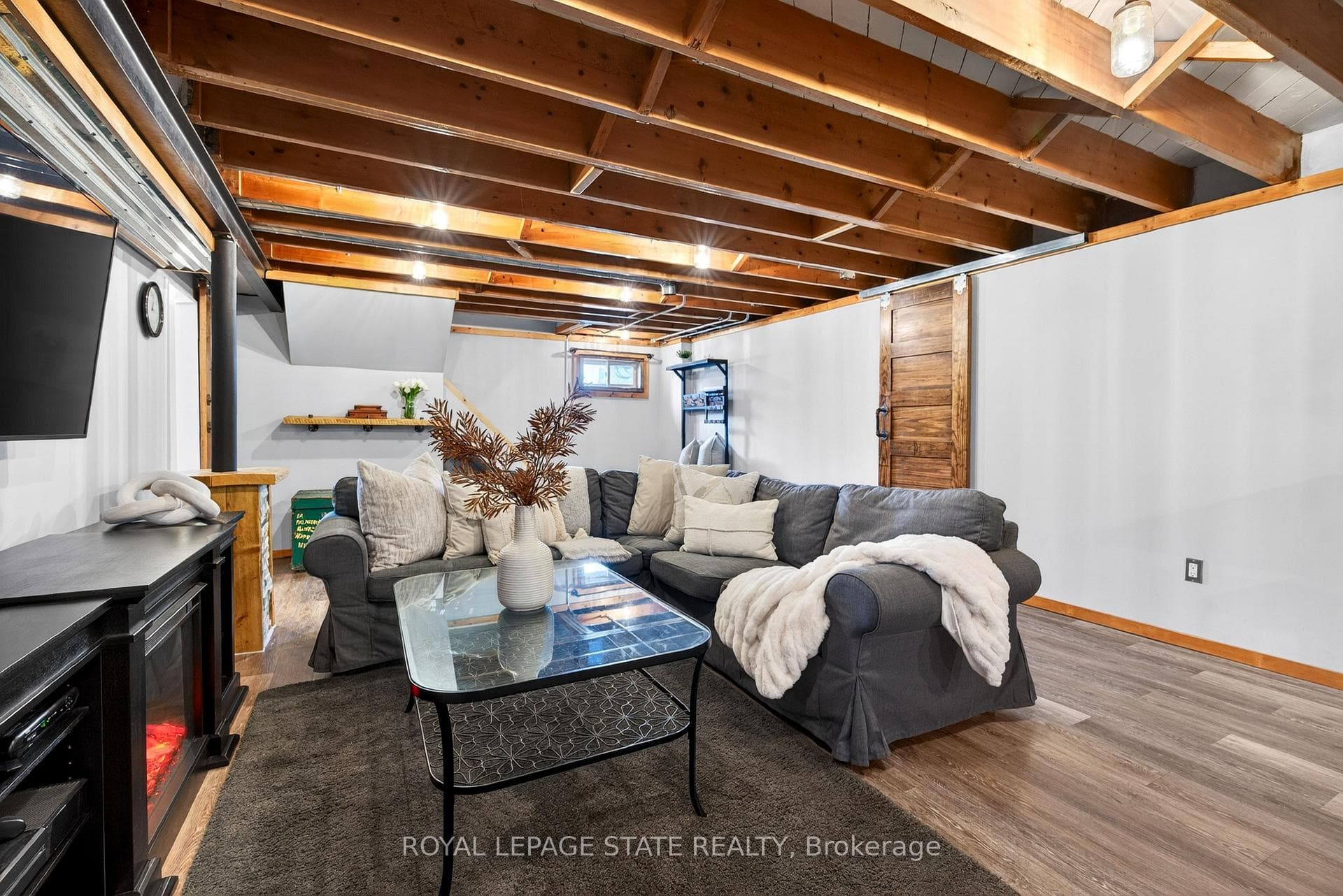 380 East 37th Street photo 40