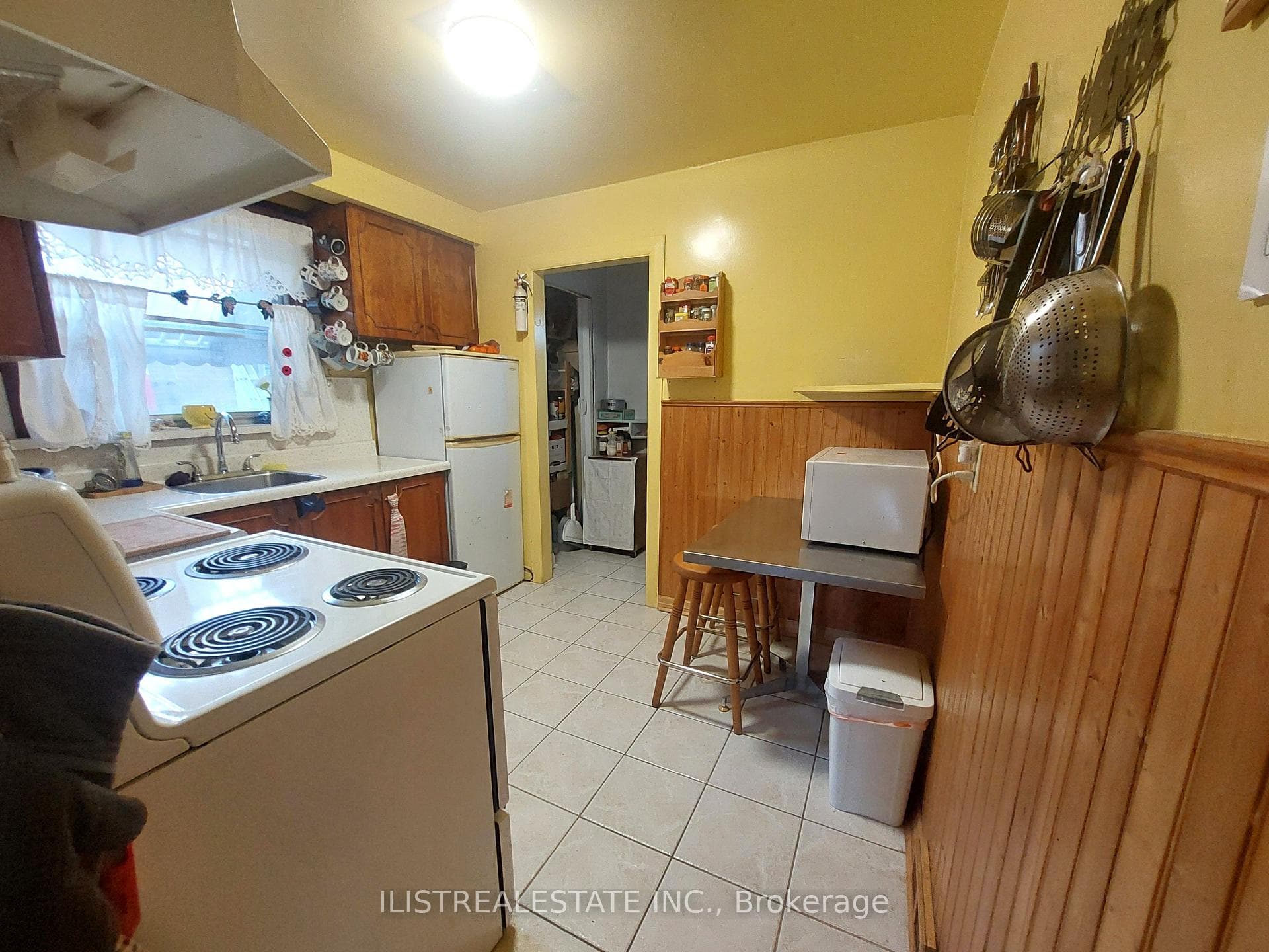29 Holland Avenue photo 7