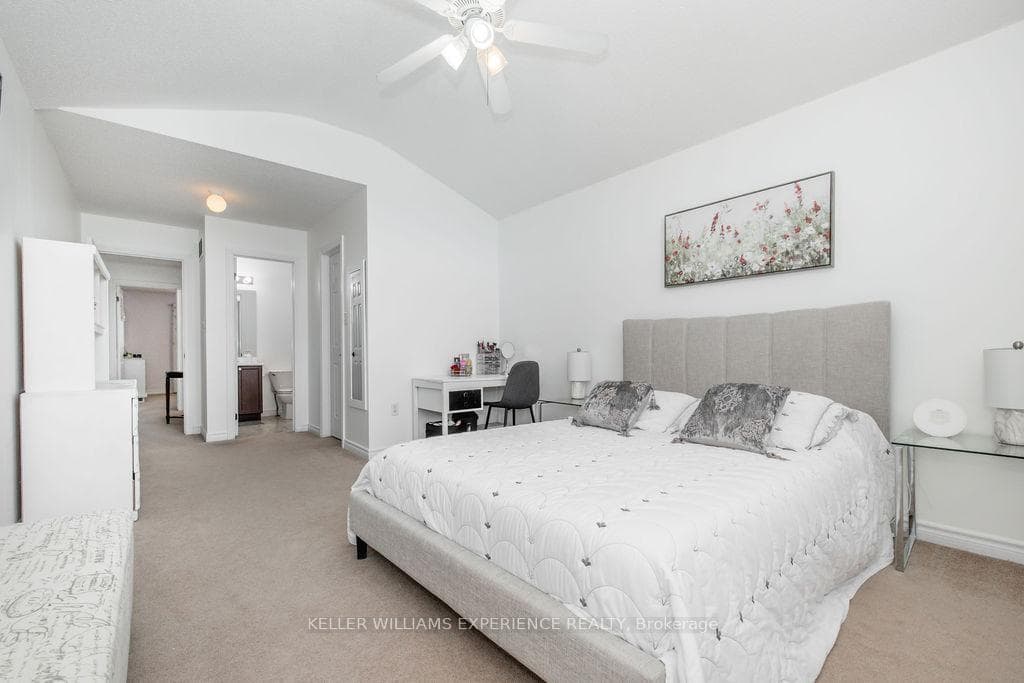 27 Michelle Drive photo 18