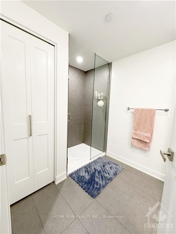 340 QUEEN Street Unit 1004 photo 9