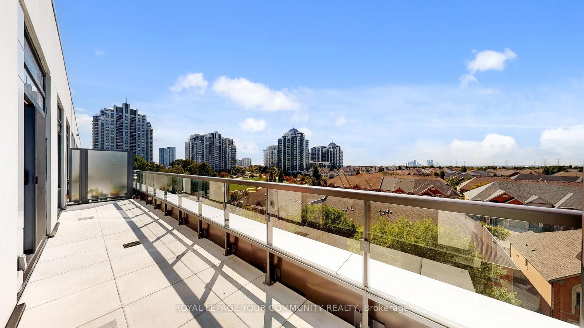 8 Beverley Glen Boulevard Unit 626 photo 24
