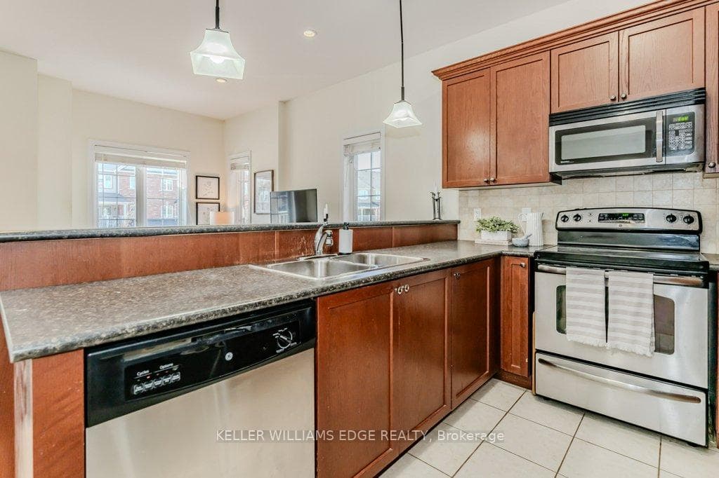 31 Nisbet Boulevard photo 13