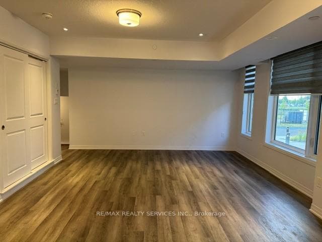 15 Fieldridge Crescent Unit 1 photo 4