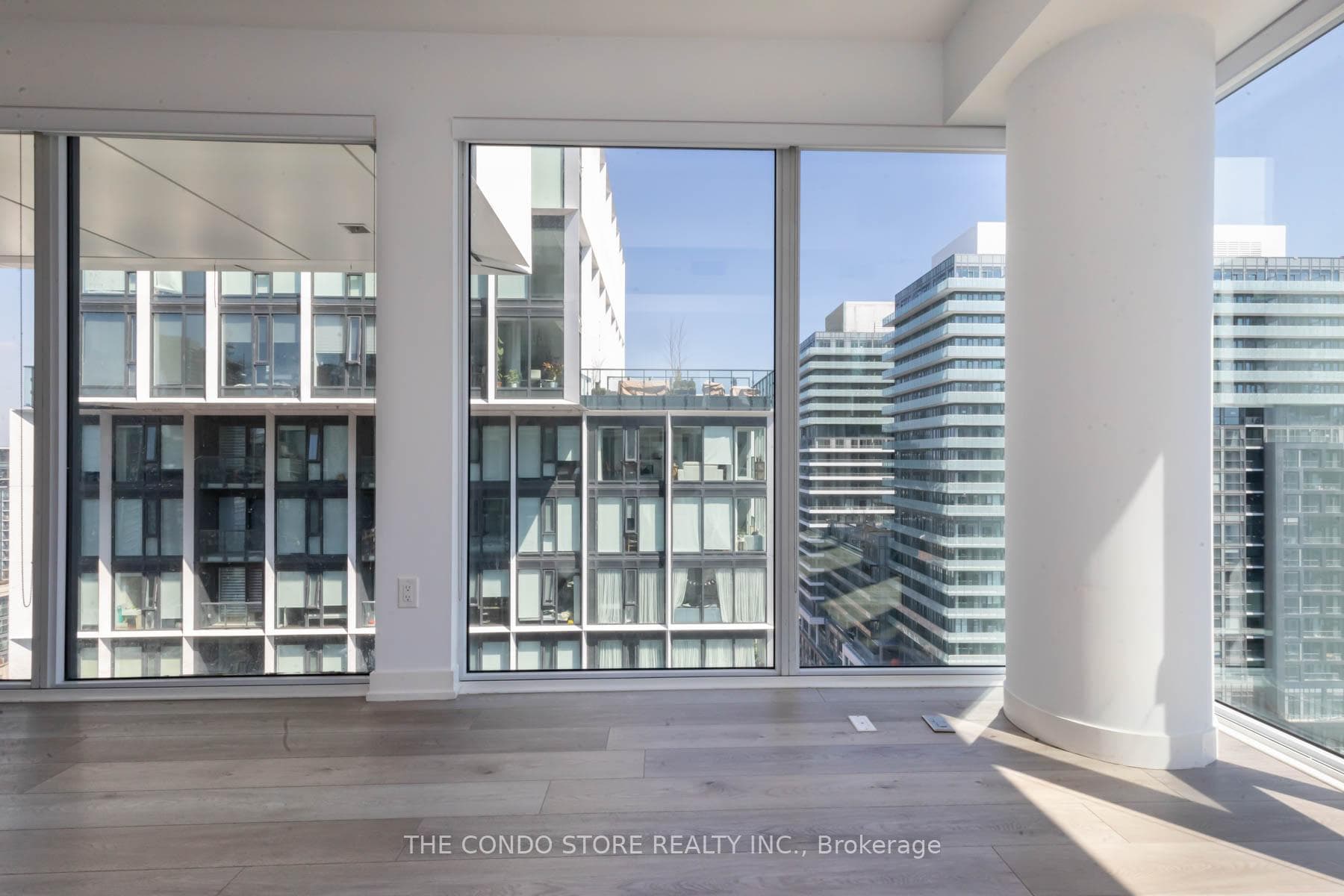 158 Front Street Unit 2208 photo 6