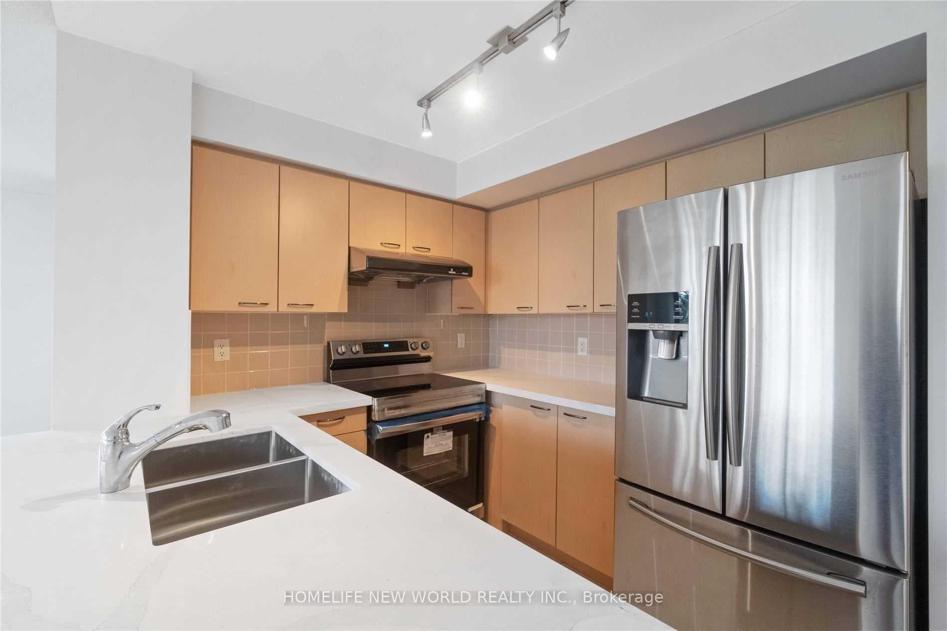 62 Suncrest Boulevard Unit 220 photo 4