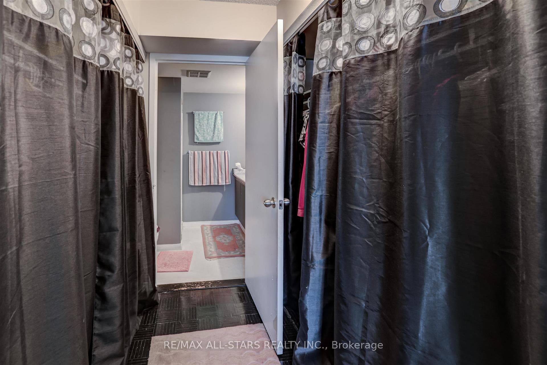 90 Dale Avenue Unit 203 photo 13